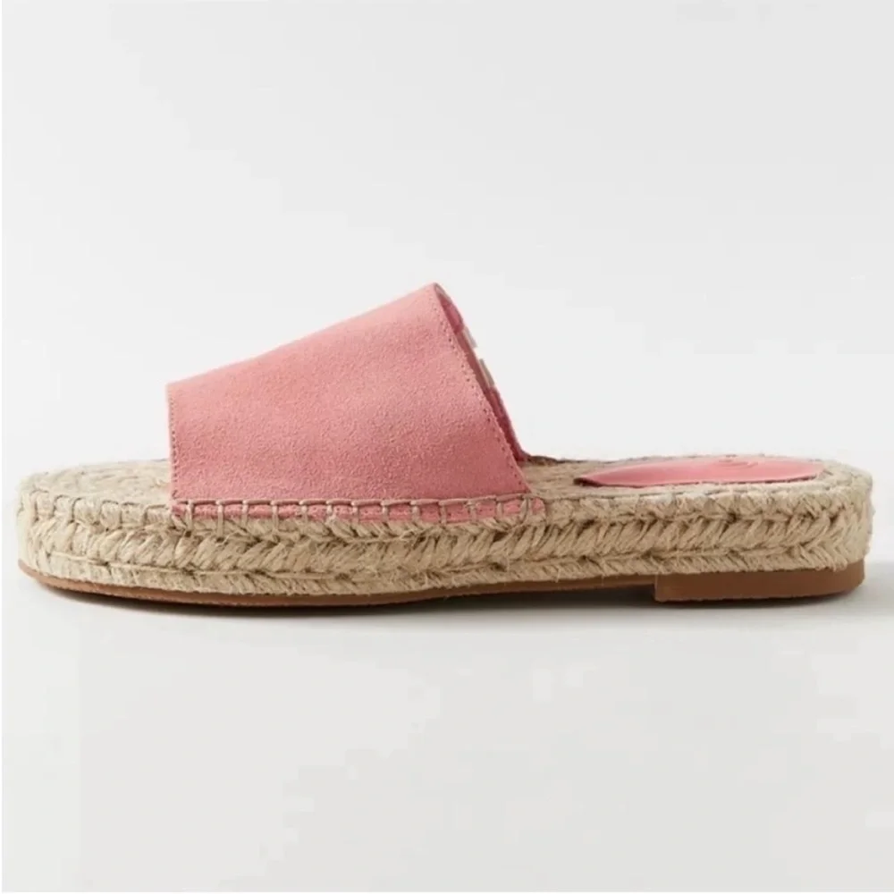 NIB Urban Outfitters Mimi Suede Espadrille Slide Sandals in Pink